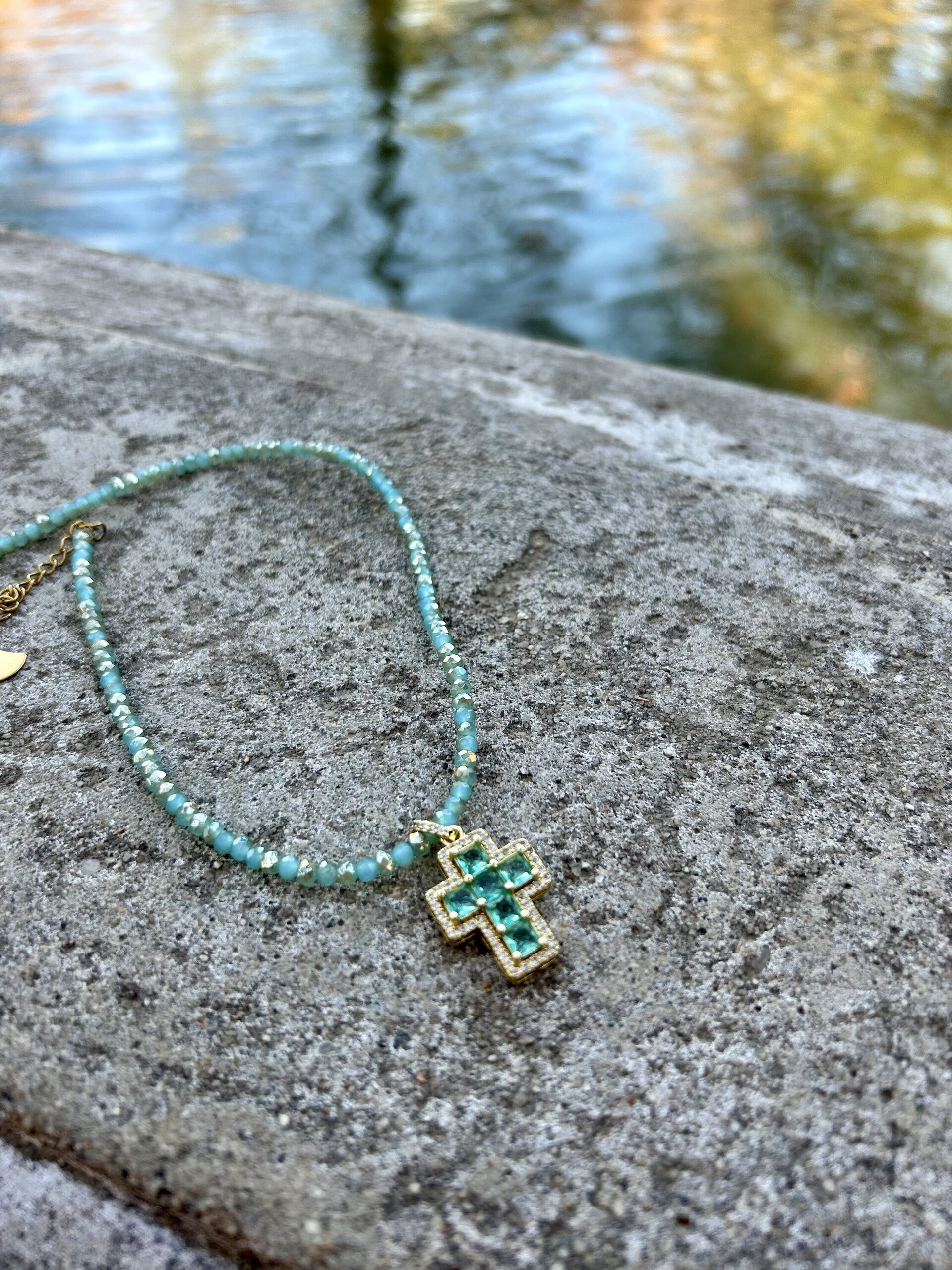 Cruz esmeralda (PRE-ORDER) - 5
