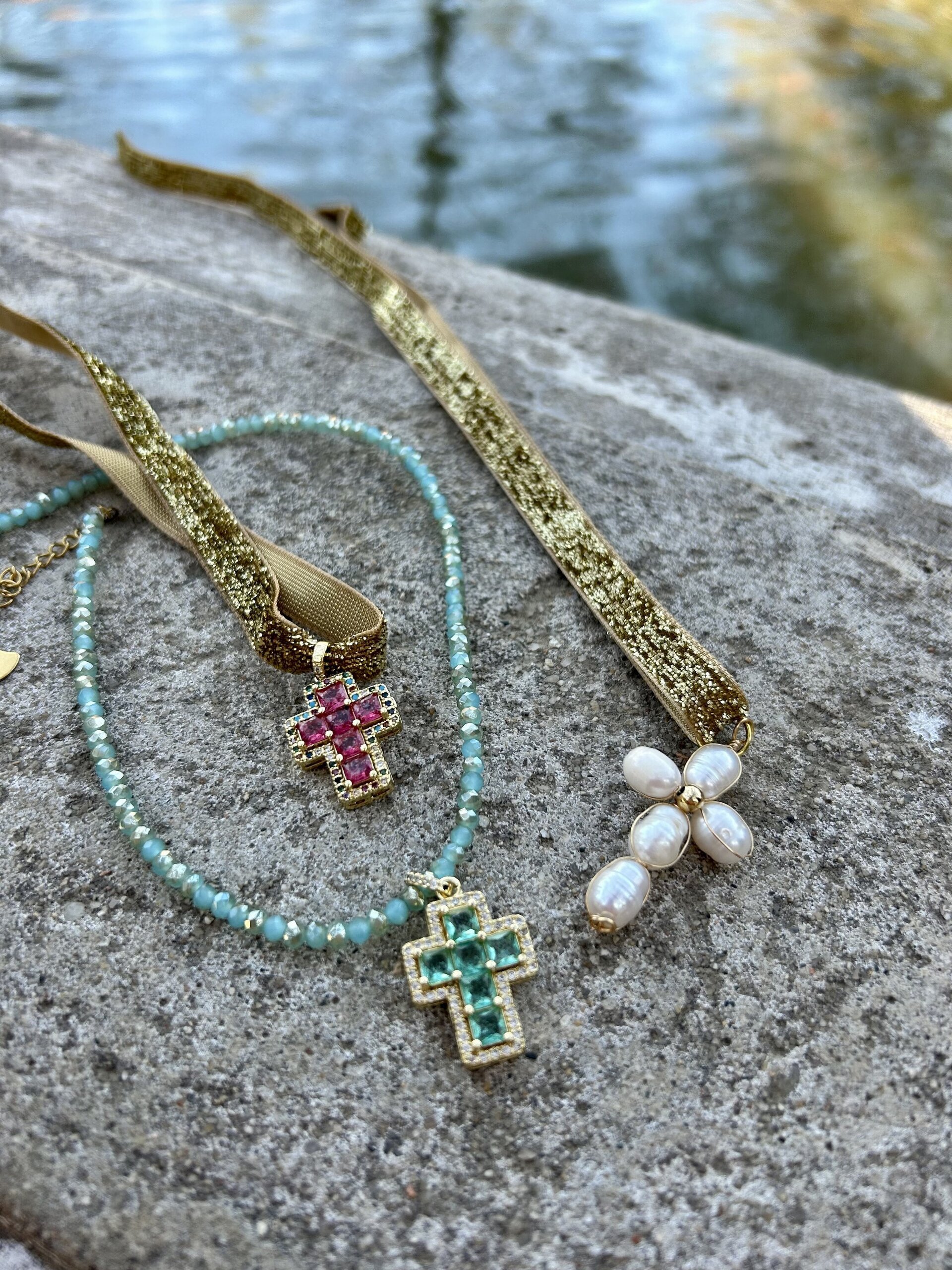 Cruz esmeralda (PRE-ORDER) - 6