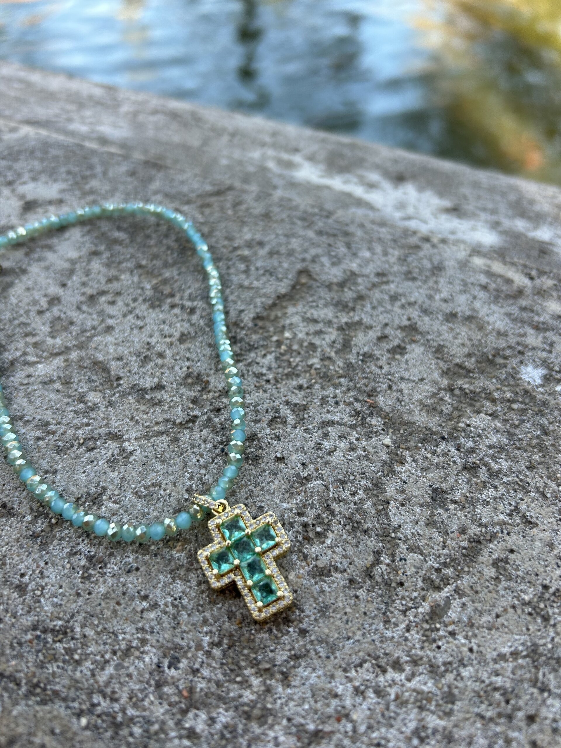 Cruz esmeralda (PRE-ORDER) - 3