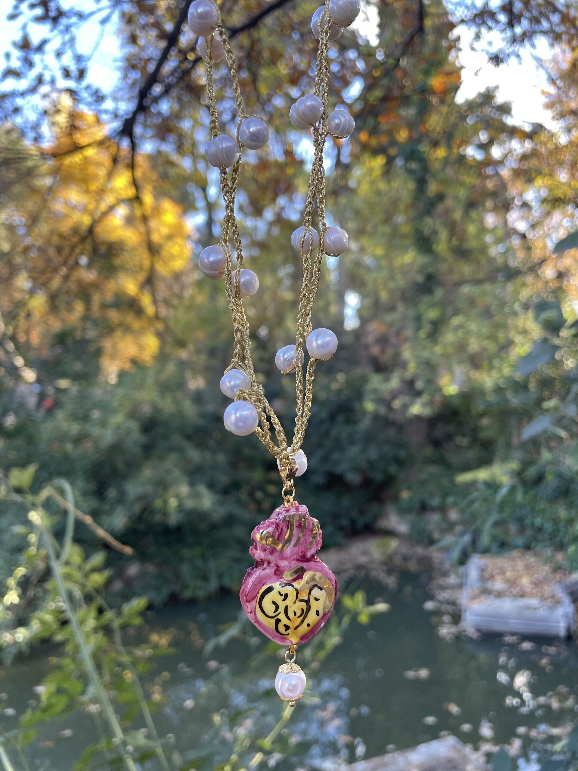 Sagrado Corazón y perlas (XL) - pieza única - 2